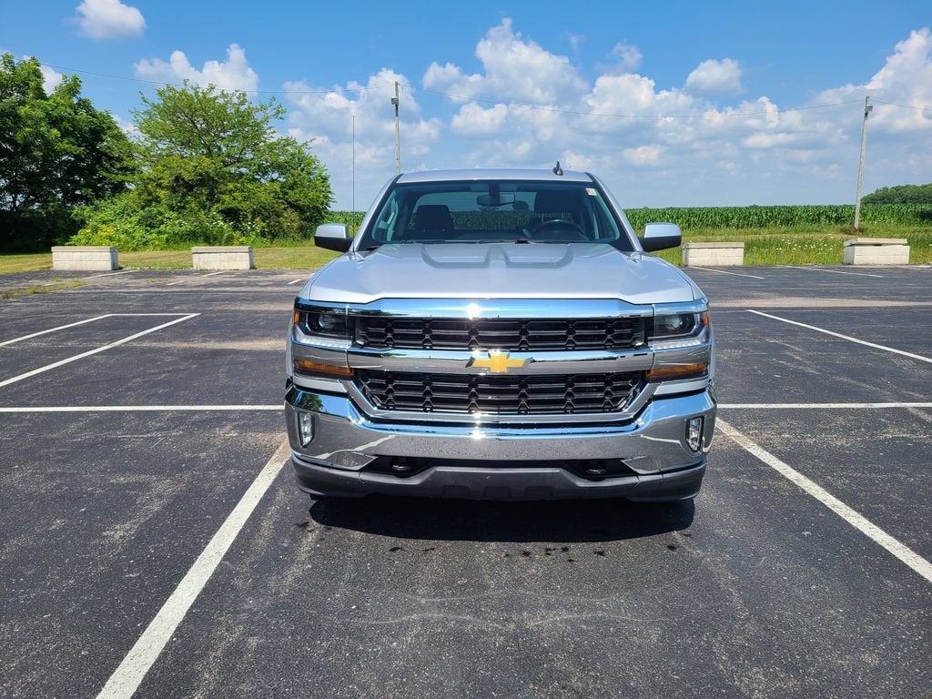 2018 Chevrolet Silverado 1500 — rear three-quarter view